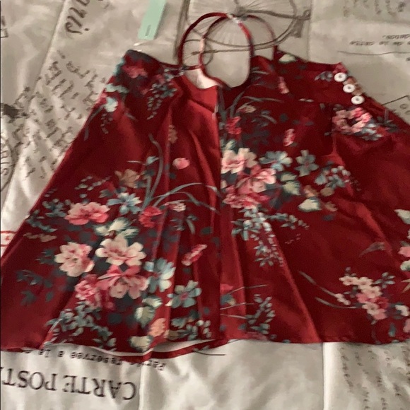 Top - Picture 2 of 5